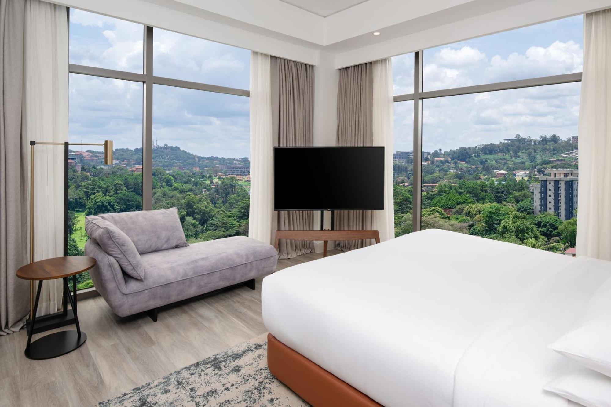 Four Points By Sheraton Kampala Exterior foto